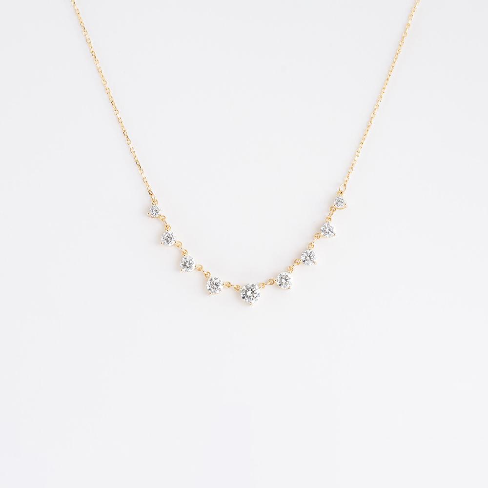 Diamond Necklace Nine studs 18K| 2.2CT